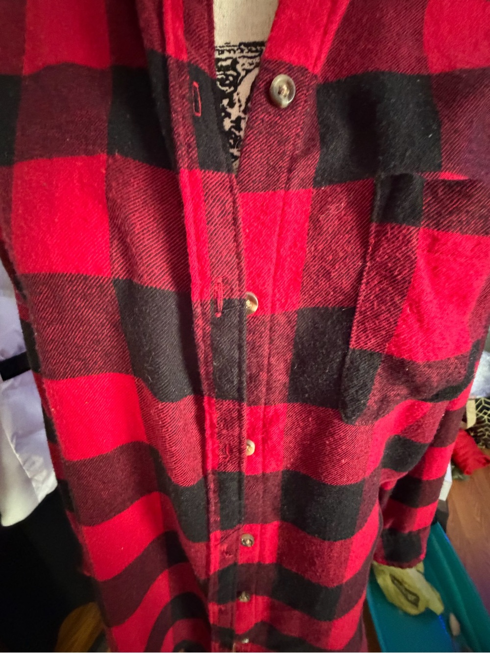 Y2K Classic Red & Black Buffalo boyfriend style Plaid Women’s Button-Up flannel